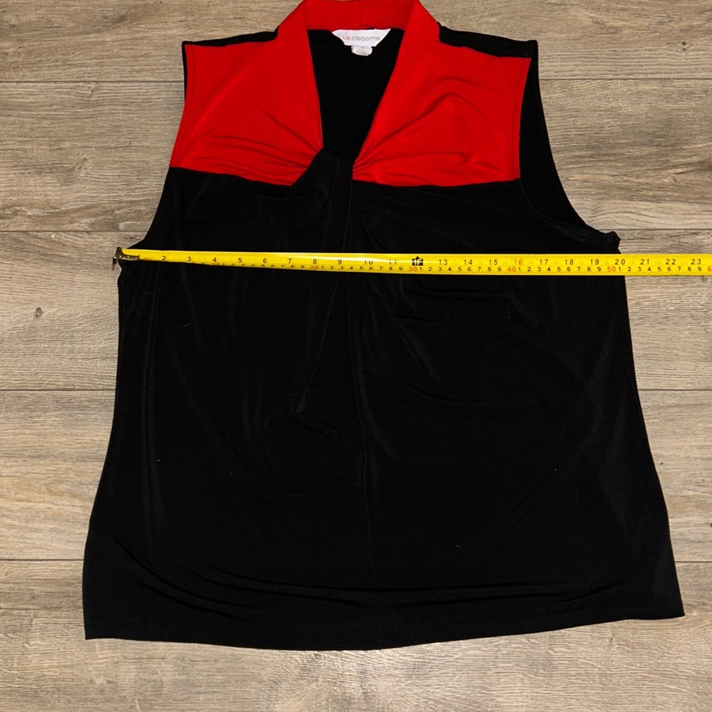 Liz Claiborne Red and Black Knot Blouse - Picture 4 of 7